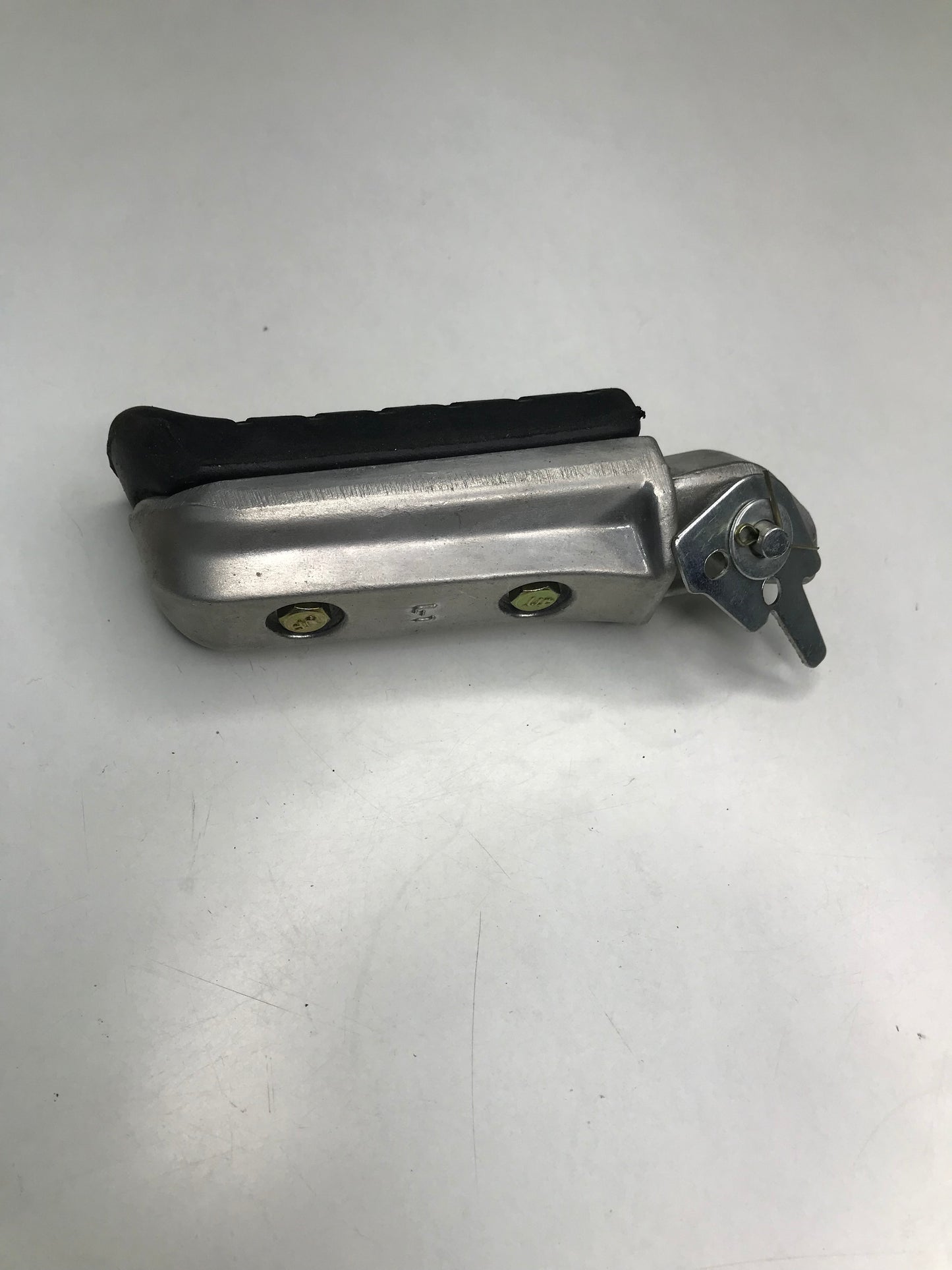 FOOTREST FOR CBZ EXTREME 2012 REAR LEFT 1 PC