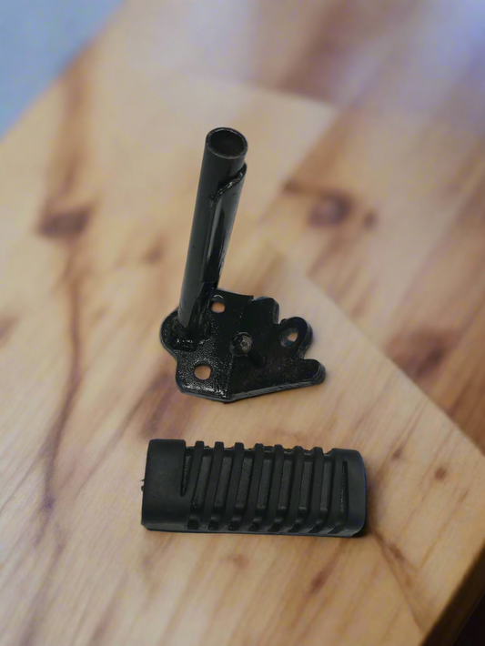 FOOTREST BRACKET FRONT LEFT FOR DISCOVER ST / 100M 125M