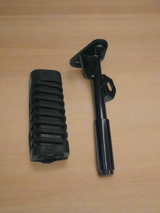 FOOTREST BRACKET FRONT RIGHT FOR DISCOVER 125ST 100M 125M