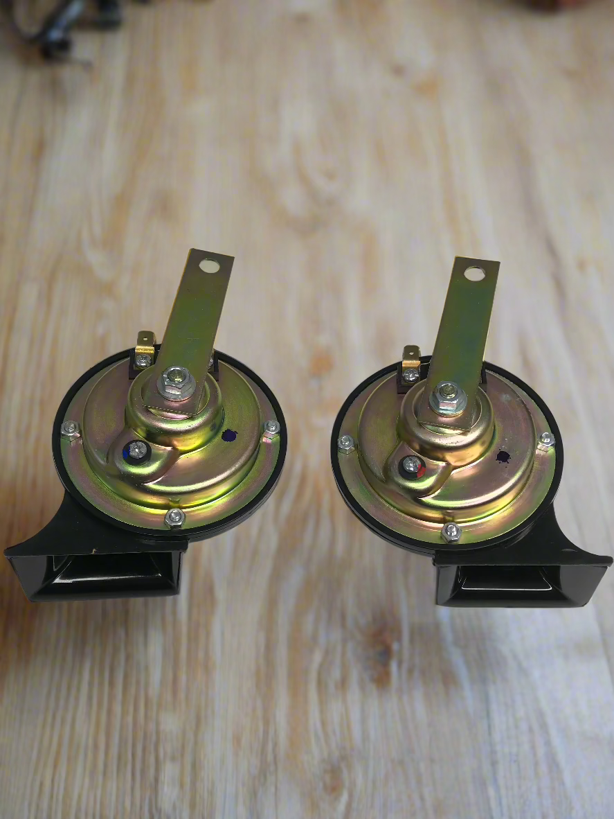 ROOTS WINDTONE HORN SET OF 2