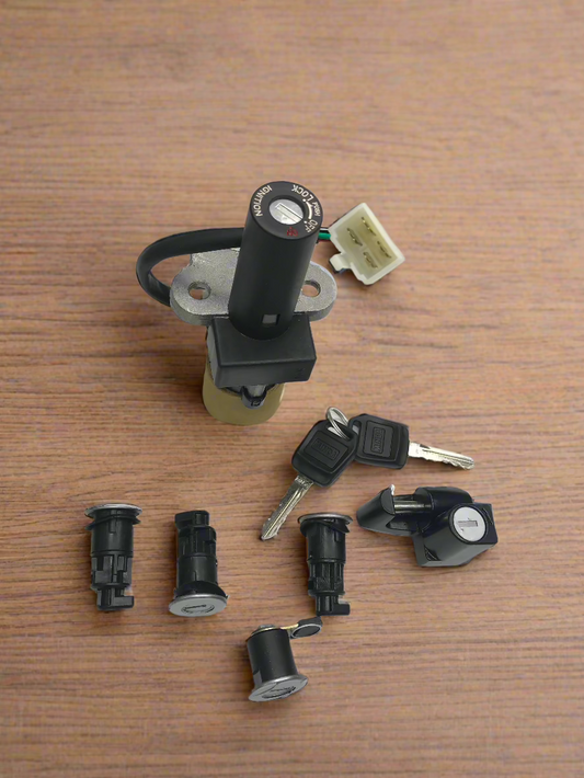 Lock set for Splendor Plus bs4 SET OF 6