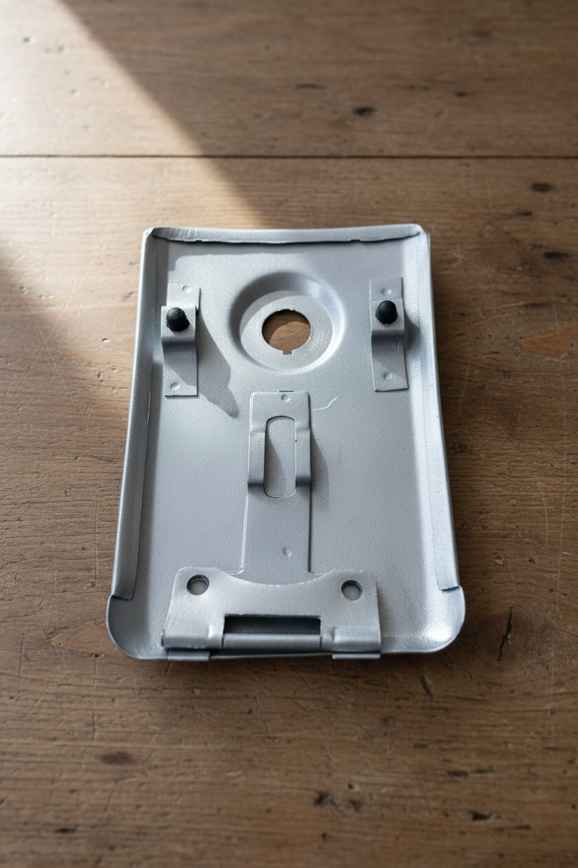 petrol tank lid plate for splendor plus all models silver color