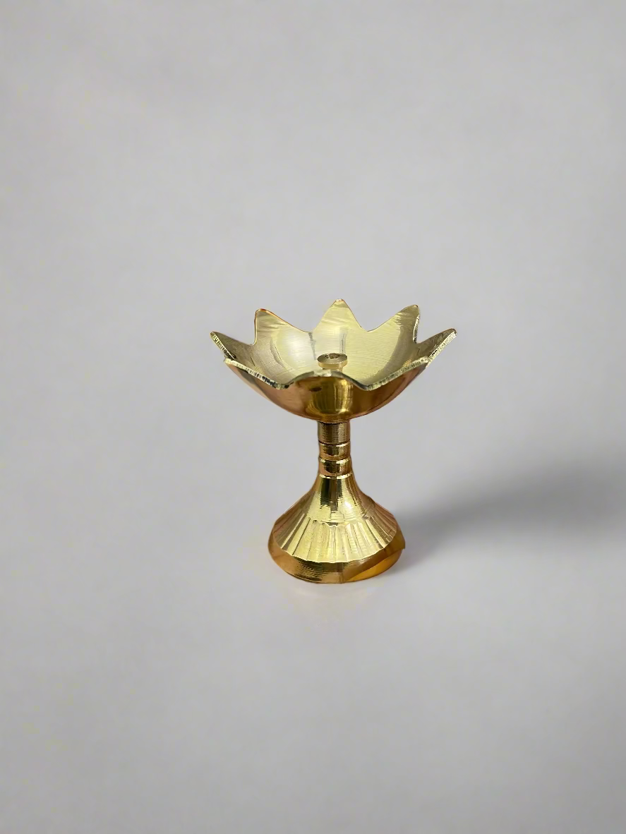 Brass Kamal Shape Diya | Pure Brass Decorative Diya for Puja & Home Décor