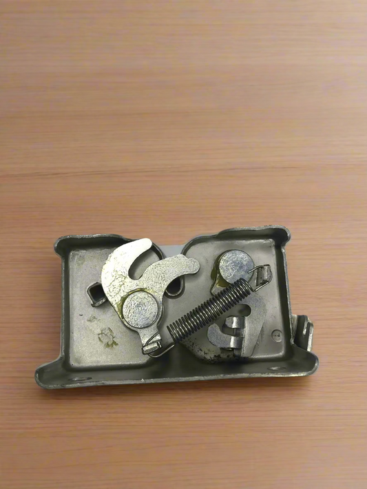 SEAT LOCK / SEAT CATCHER   FOR ACTICVA 125 BS3 BS4