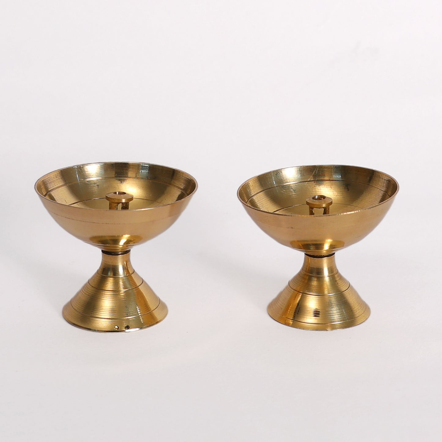 Golden Brass Pyali Design Diya – Set of 2 | Traditional Oil Lamp (6 cm, 40g Each)