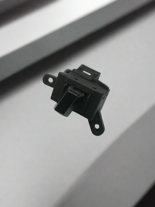 INDICATOR BUTTON / SWITCH FOR MAESTRO EDGE 110