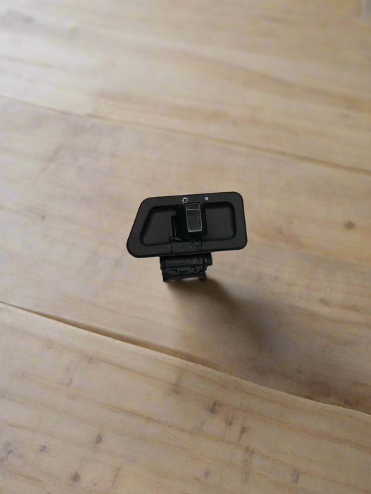 HEADLAMO ON OFF SWITCH FOR ACTIVA NEW 3G 4G AVIATOR PLEASURE