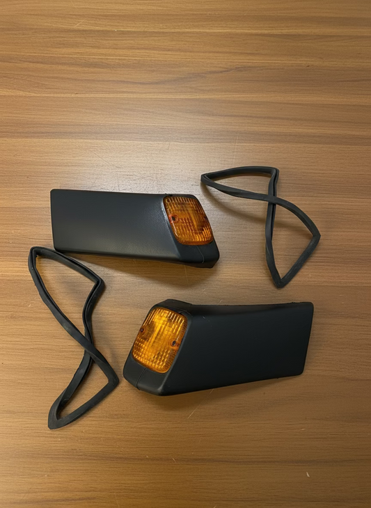 REAR INDICATOR FOR CHETAK OLD MODEL SCOOTER SET OF 2