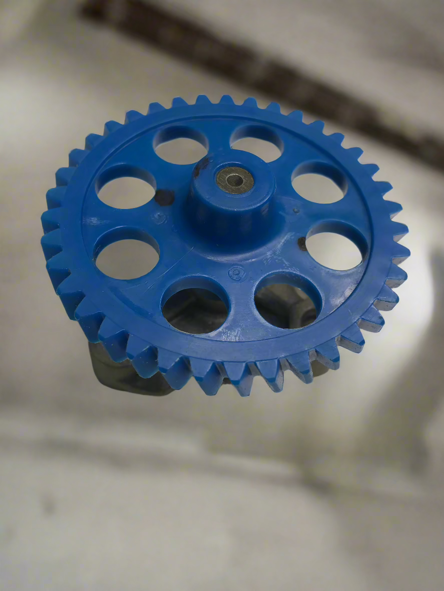 OIL PUMP FOR DISCOVER 100 WITH INCLINED TEATH GEAR